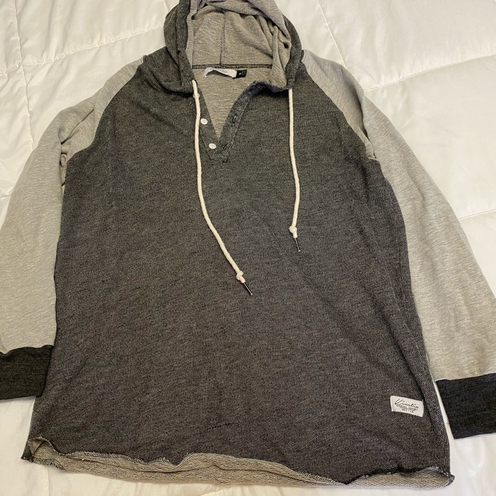 Kinetics Casual light hoodie. Long sleeve. V neck